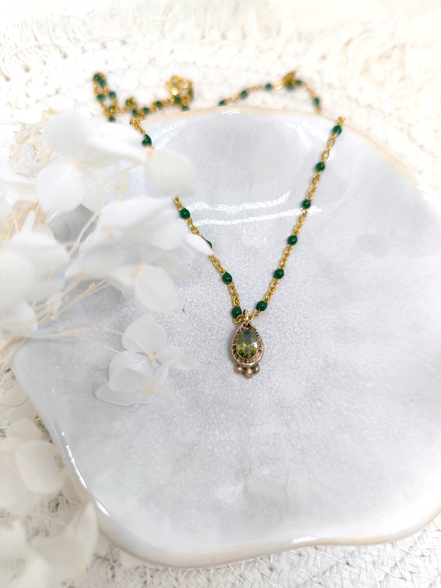 Collier bronze et oxyde zirconium : Sissi