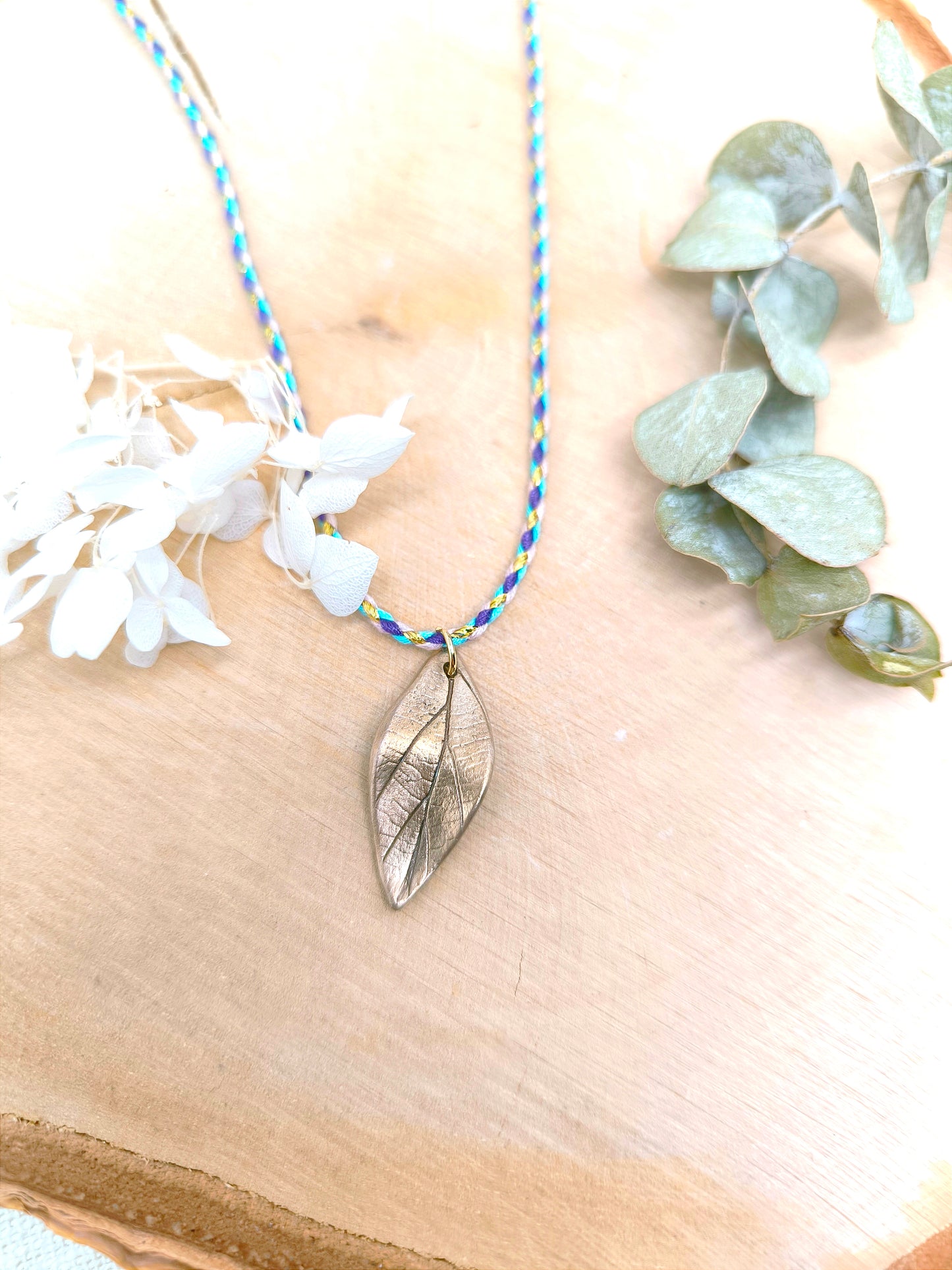 Collier bohème floral : Noisetier