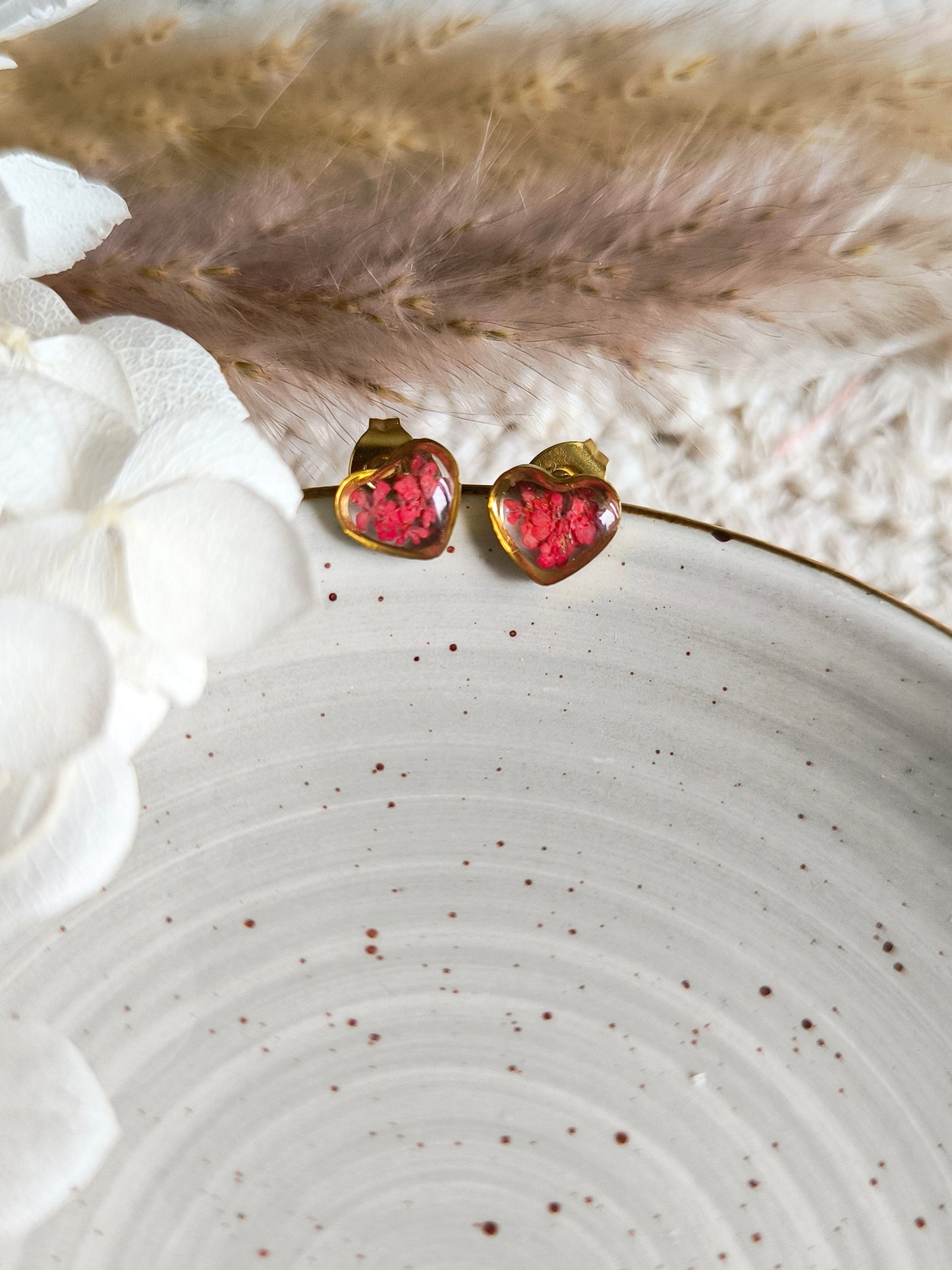 Boucles d'oreilles puces : Cœur de carotte rouge