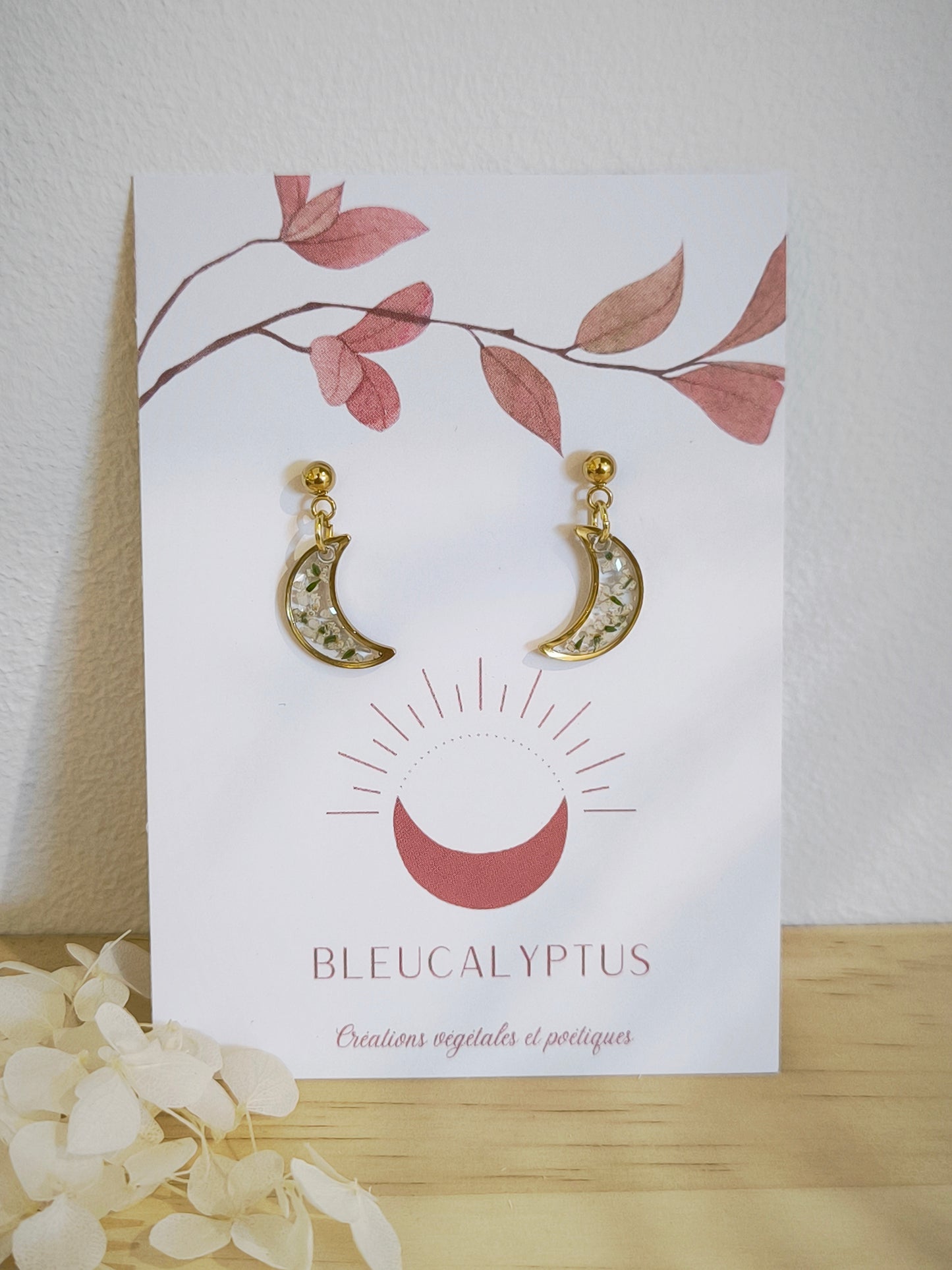 Mini Boucles d'oreilles florales : Fleur de carotte