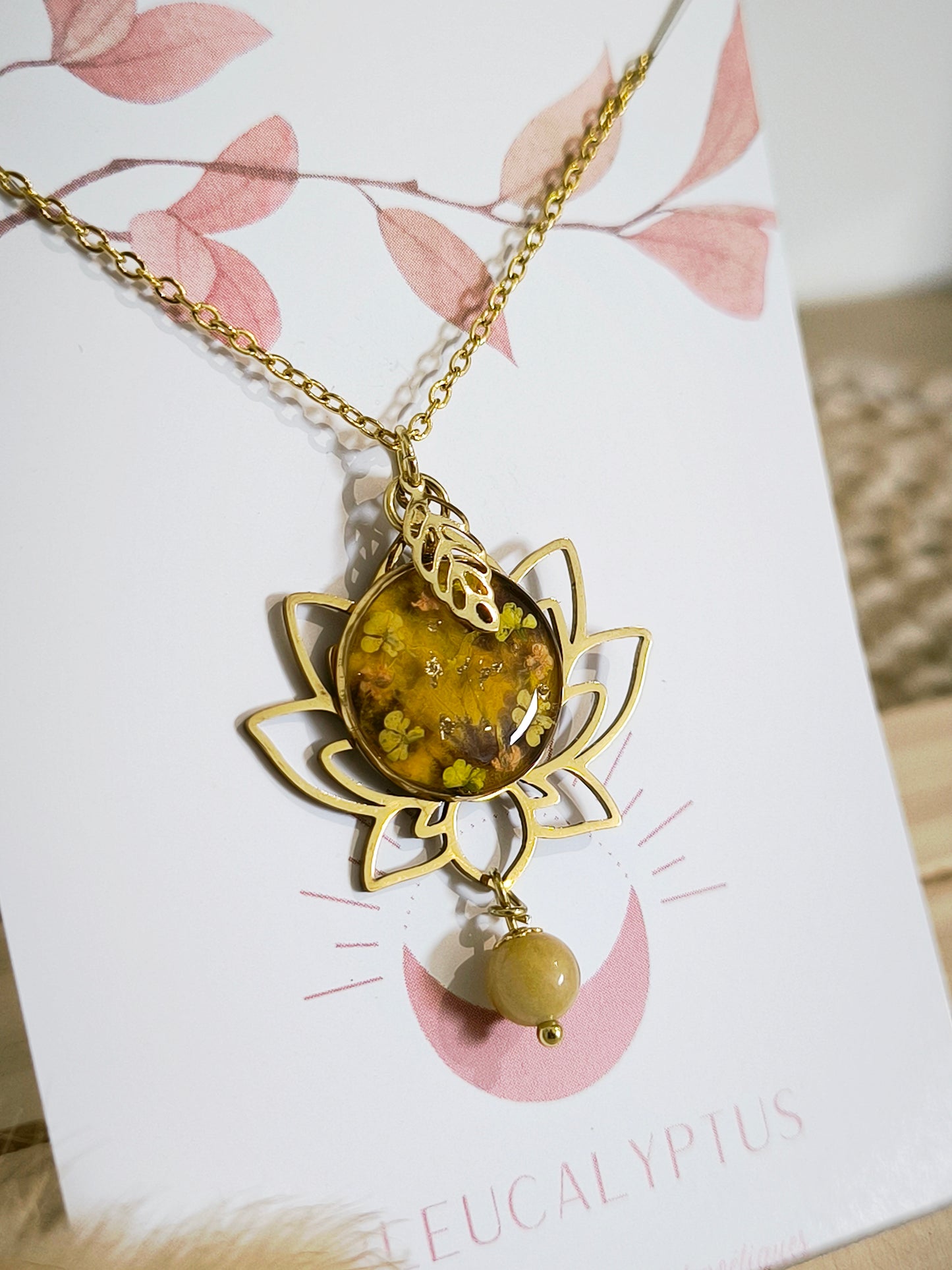 Grand Collier sautoir lotus : jaune orangé
