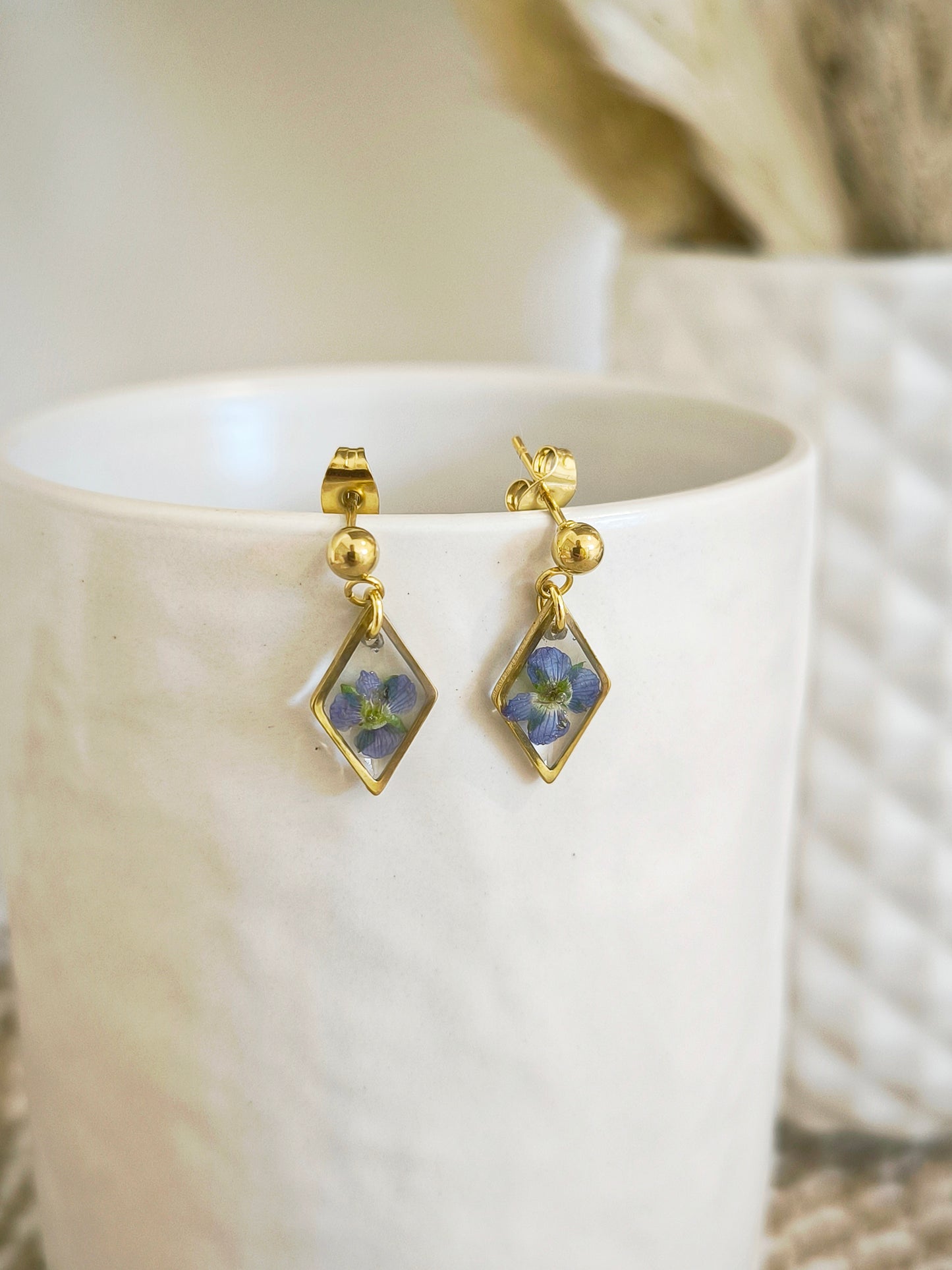 Mini Boucles d'oreilles florales : Véronique de Perse