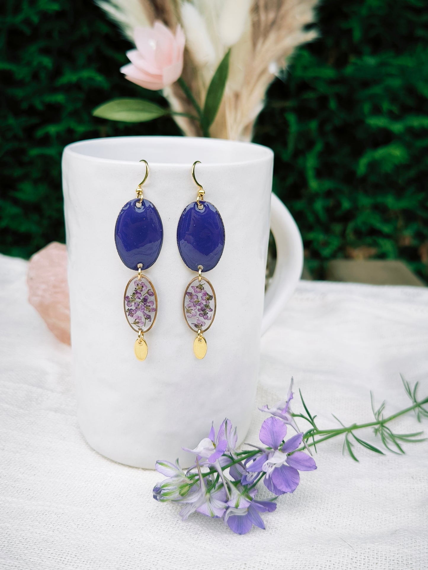Boucles d'oreilles fleuries résine et émail : Ovale Pop - Violet Alysse