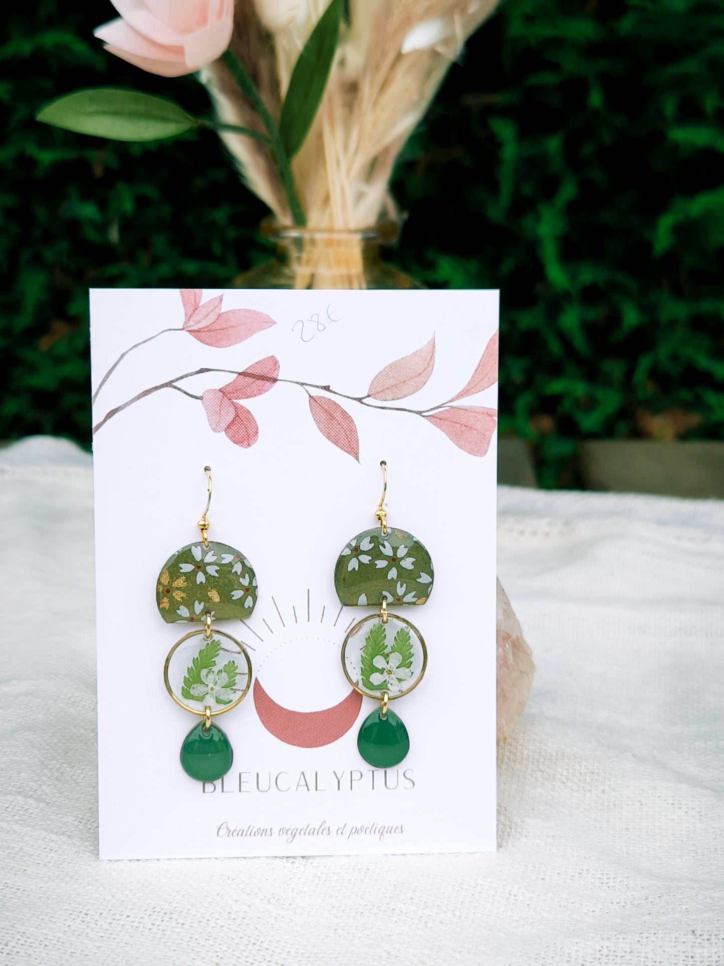 Boucles d'oreilles fleuries résine et émail : Médusa : Verte