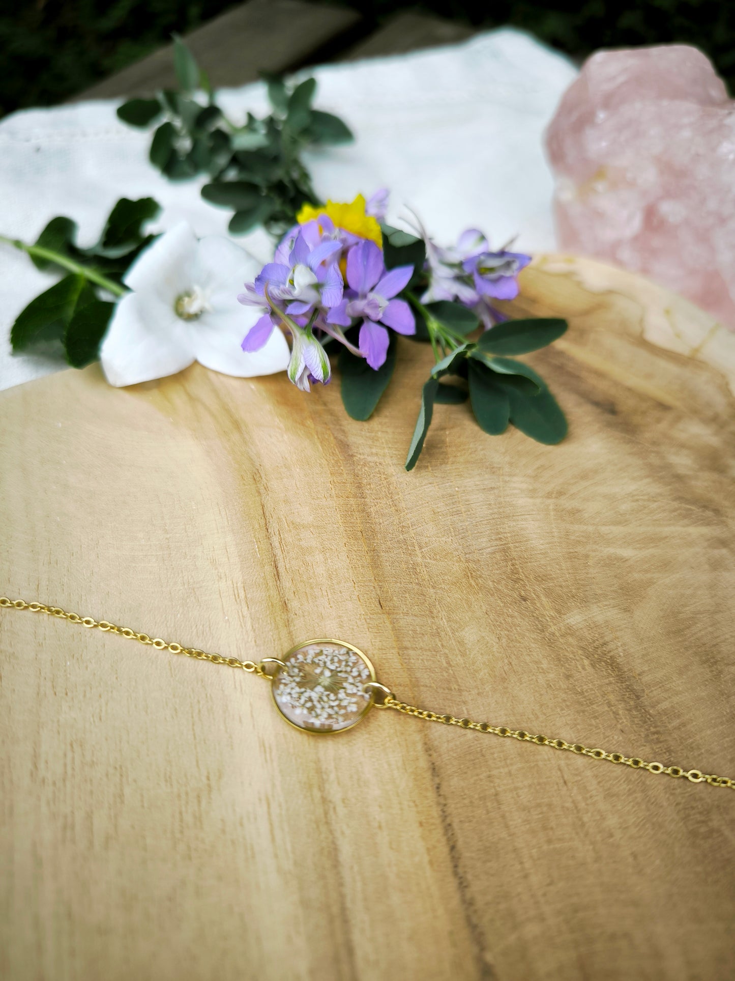 Bracelet médaillon rond : Fleur de carotte