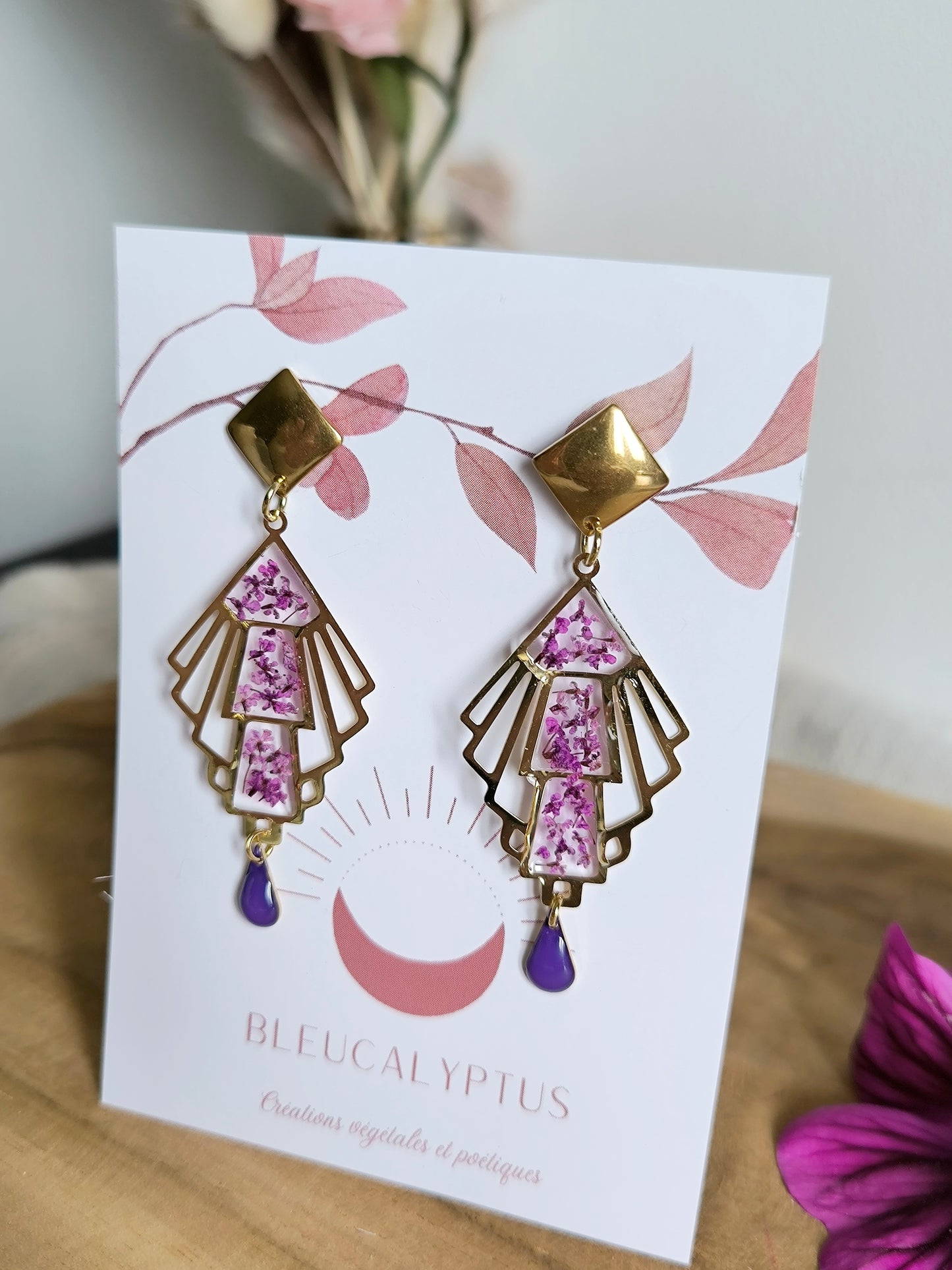 Boucles d'oreilles fleuries résine et émail : Eventail baroque