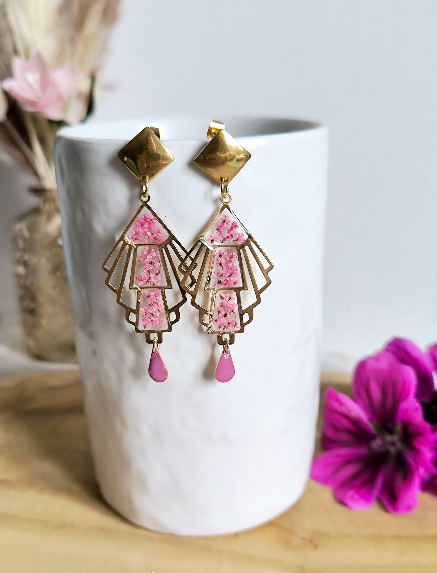 Boucles d'oreilles fleuries résine et émail : Eventail baroque