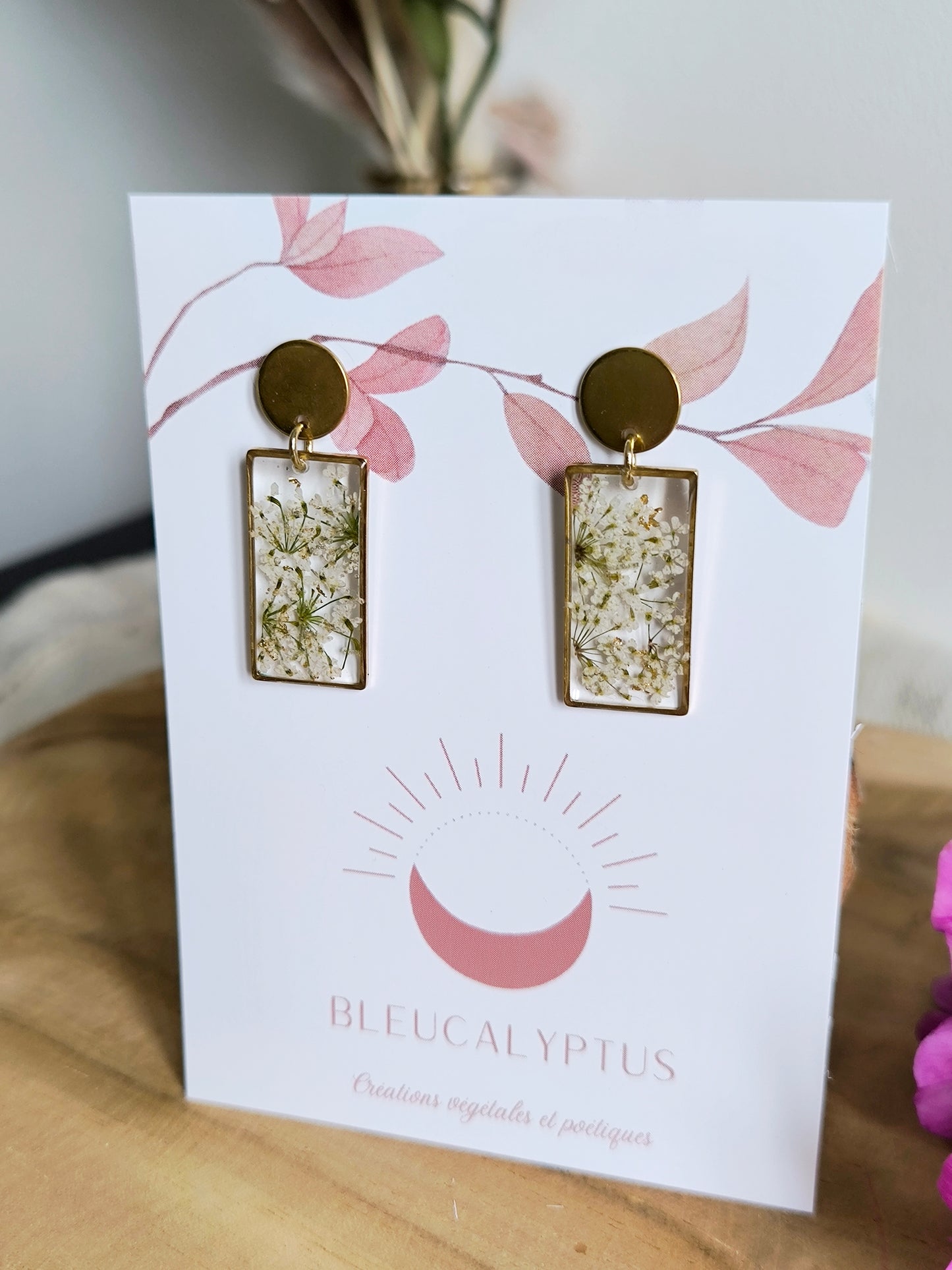 Boucles d'oreilles rectangulaires : Le portrait blanc