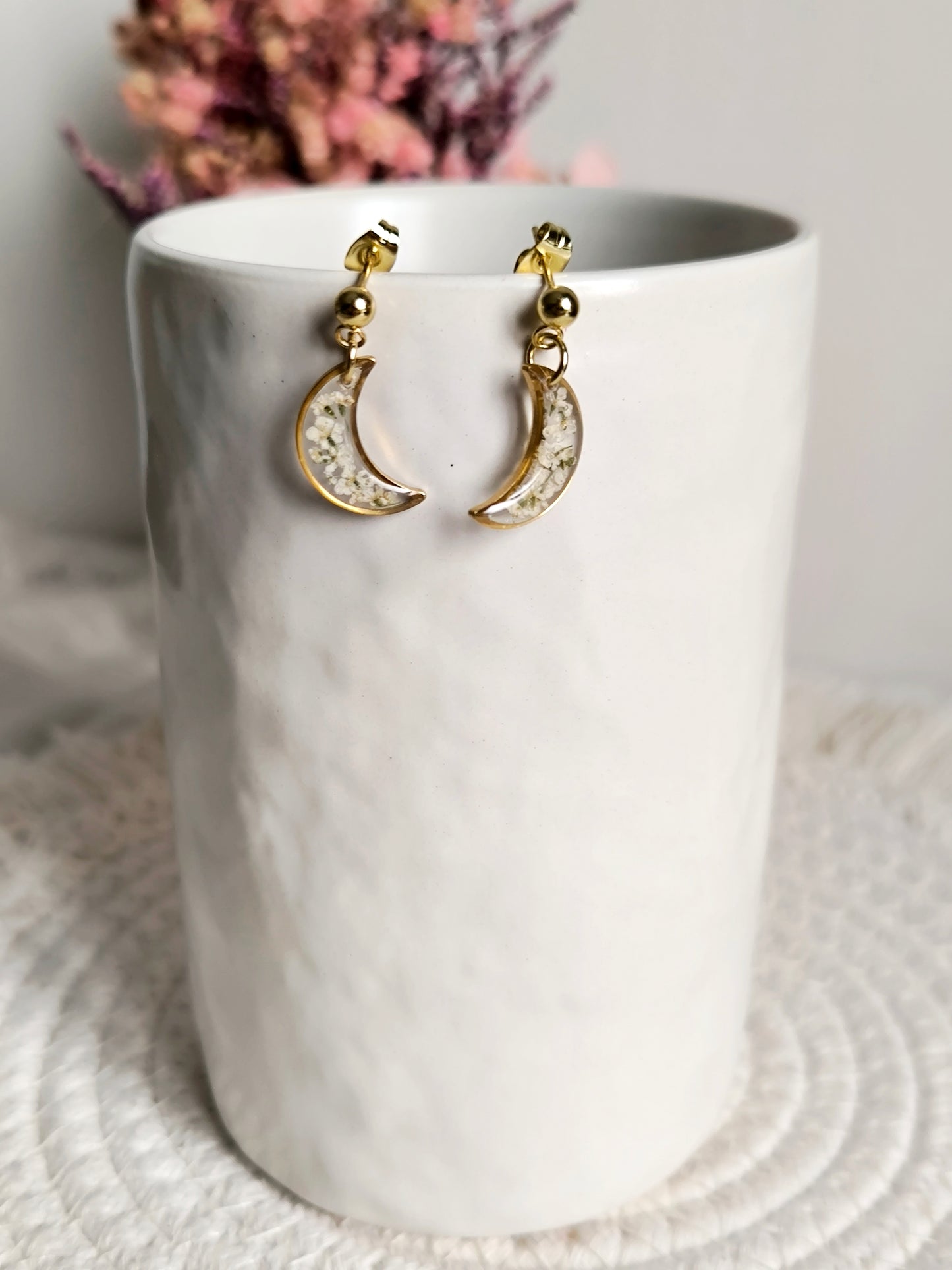 Boucles d'oreilles lune : fleur de carotte