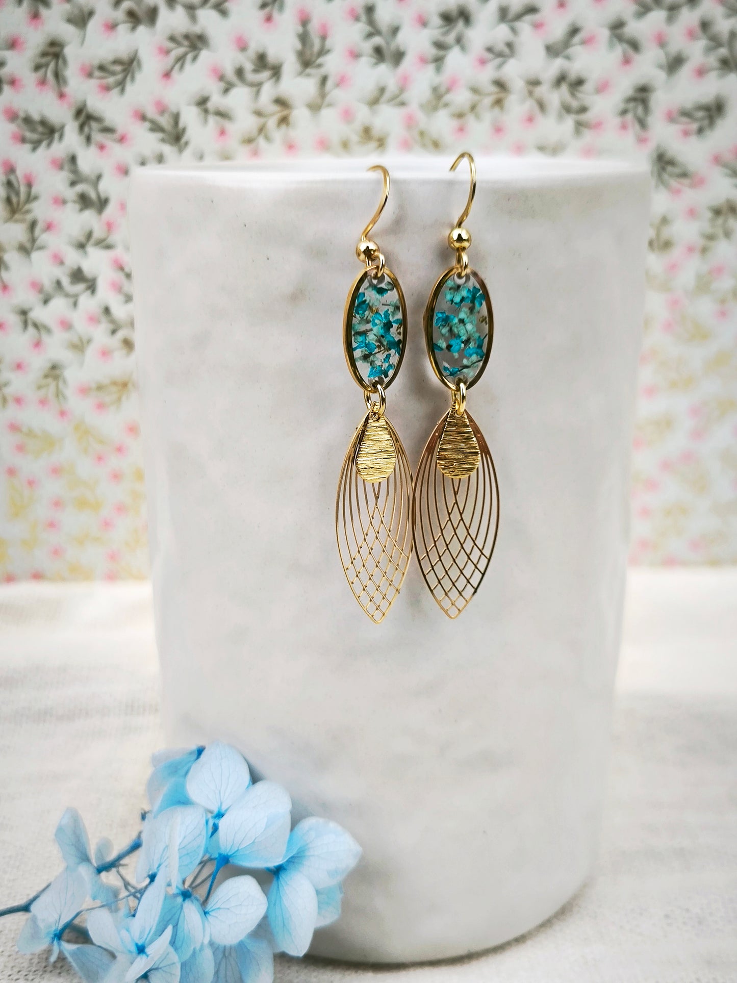 Boucles d’oreilles Feuille lagon - fleurs naturelles – Fleur de carotte &acier doré