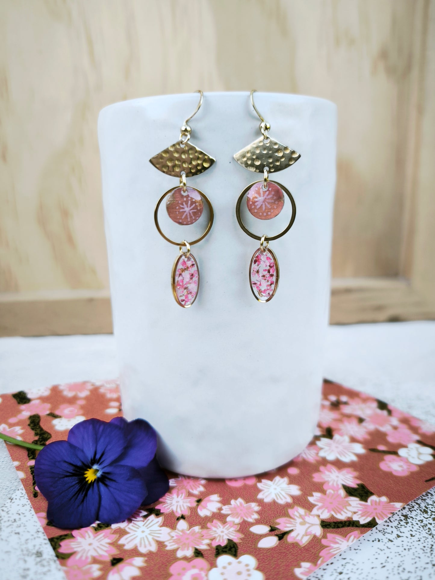 Boucles d’oreilles Cerisier rose - fleurs naturelles – Fleur de carotte &acier doré