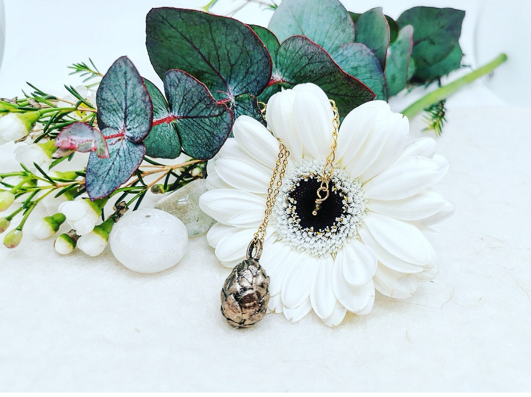 Collier oeuf de dragon bronze massif