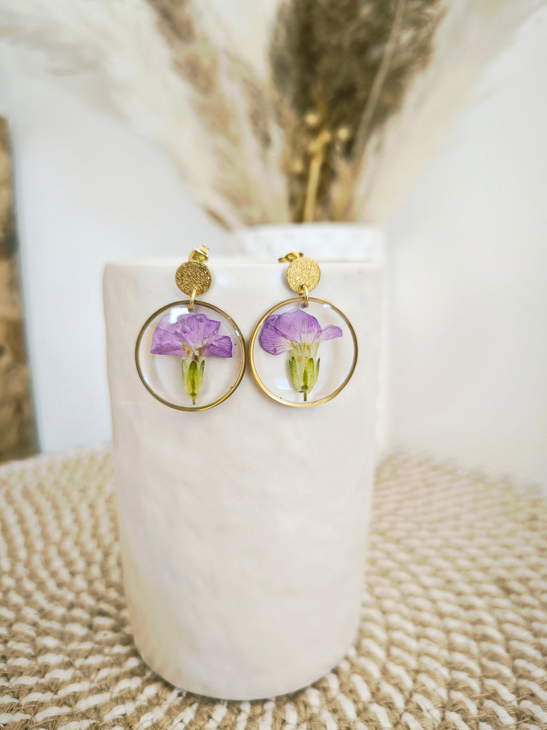 Les bijoux végétaux : une tendance poétique pour célébrer la nature au quotidien