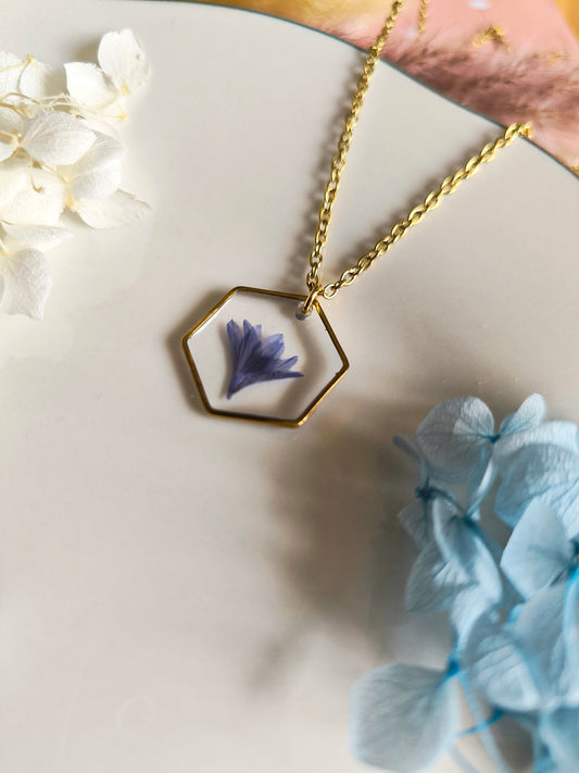 Collier médaillon Hexagone : Bleuet