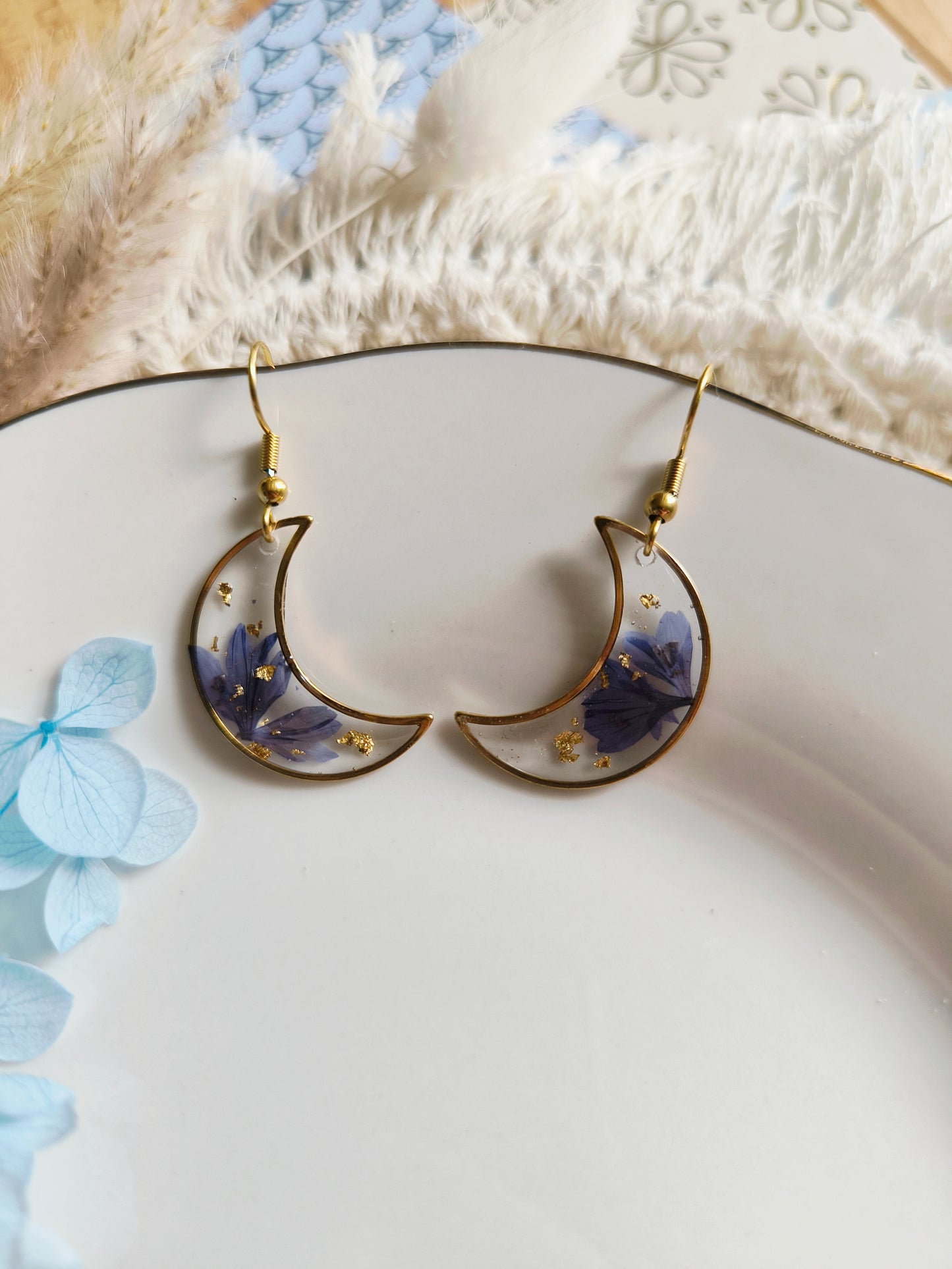 Boucles d'oreilles : Lune de bleuet