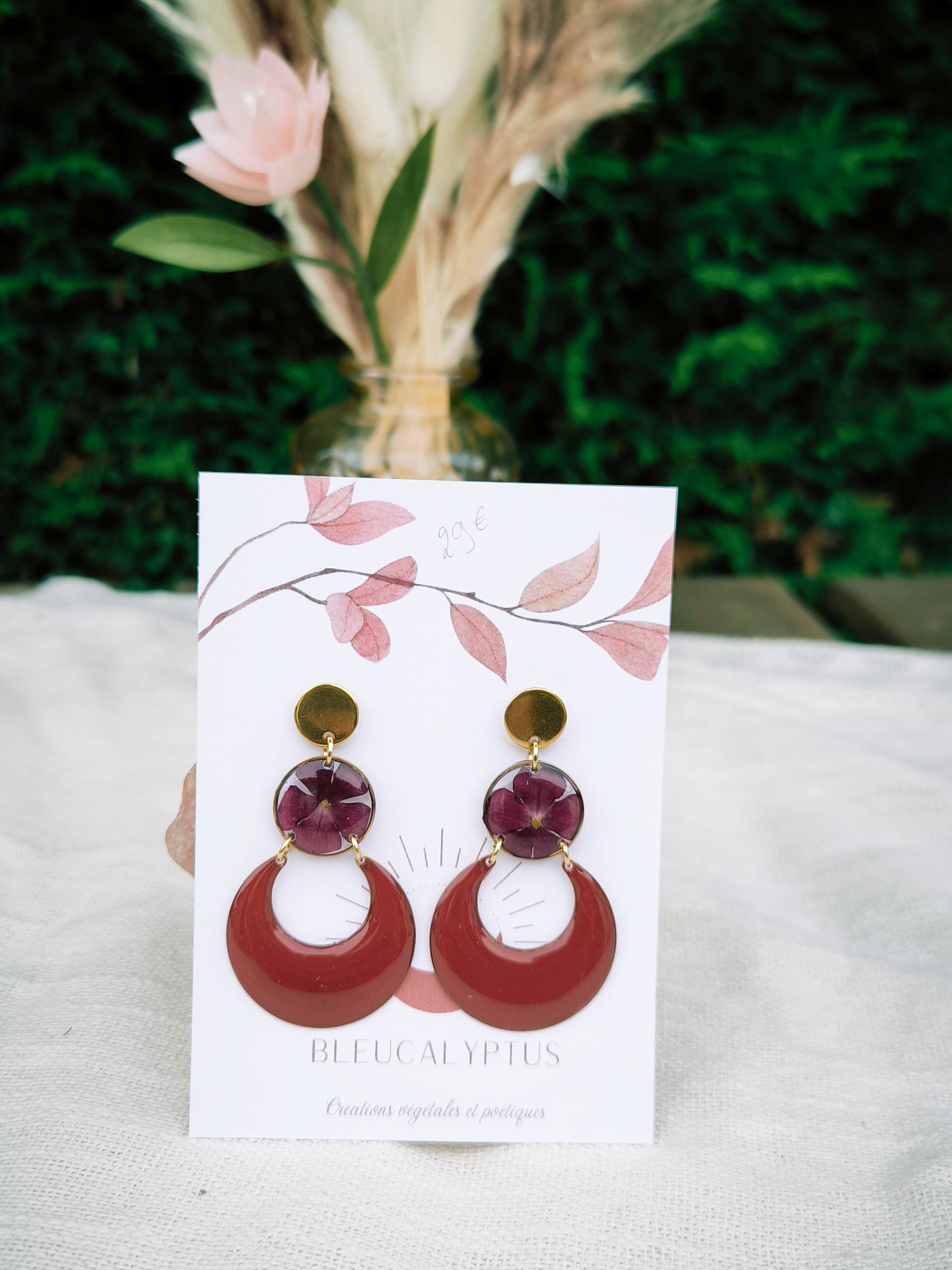 Boucles d'oreilles fleuries résine et émail : Créole rouge