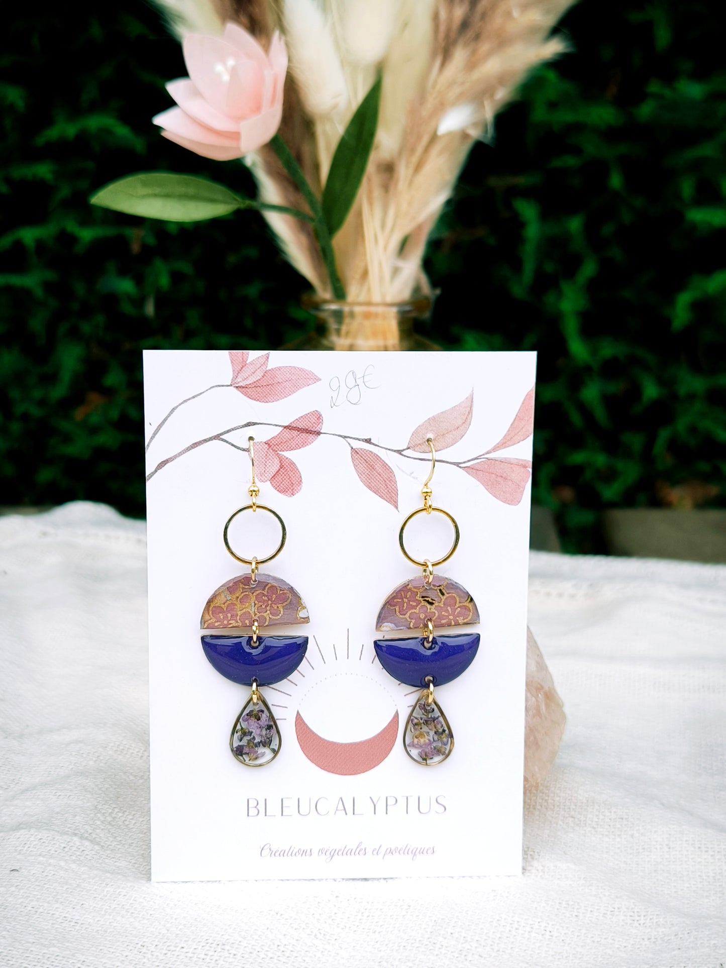Boucles d'oreilles fleuries résine et émail : Géométrique : violette