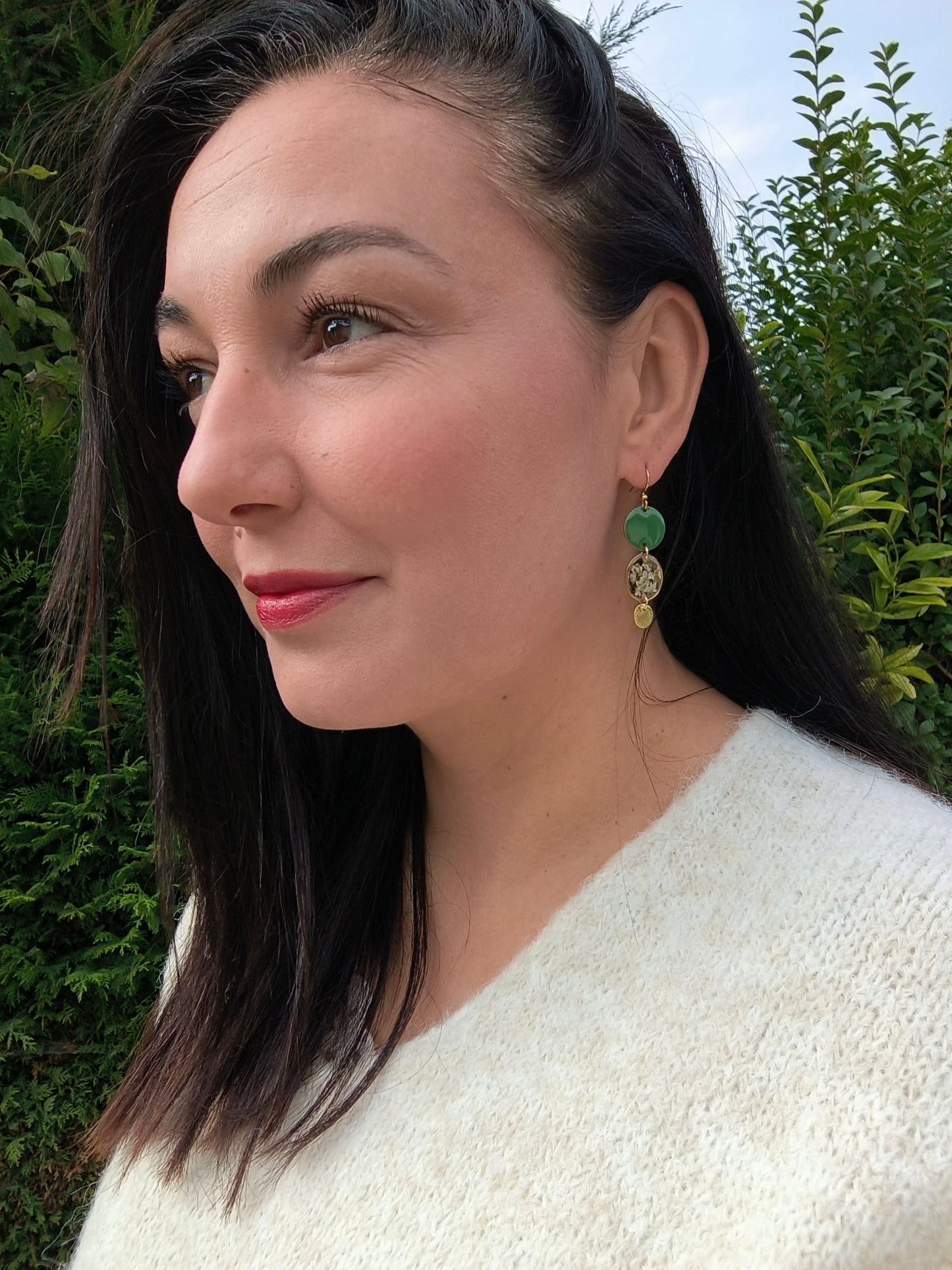 Boucles d'oreilles fleuries résine et émail : Ronde Pop - rouge