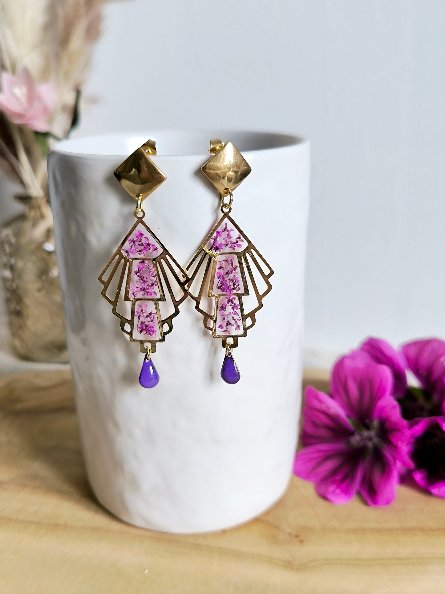 Boucles d'oreilles fleuries résine et émail : Eventail baroque