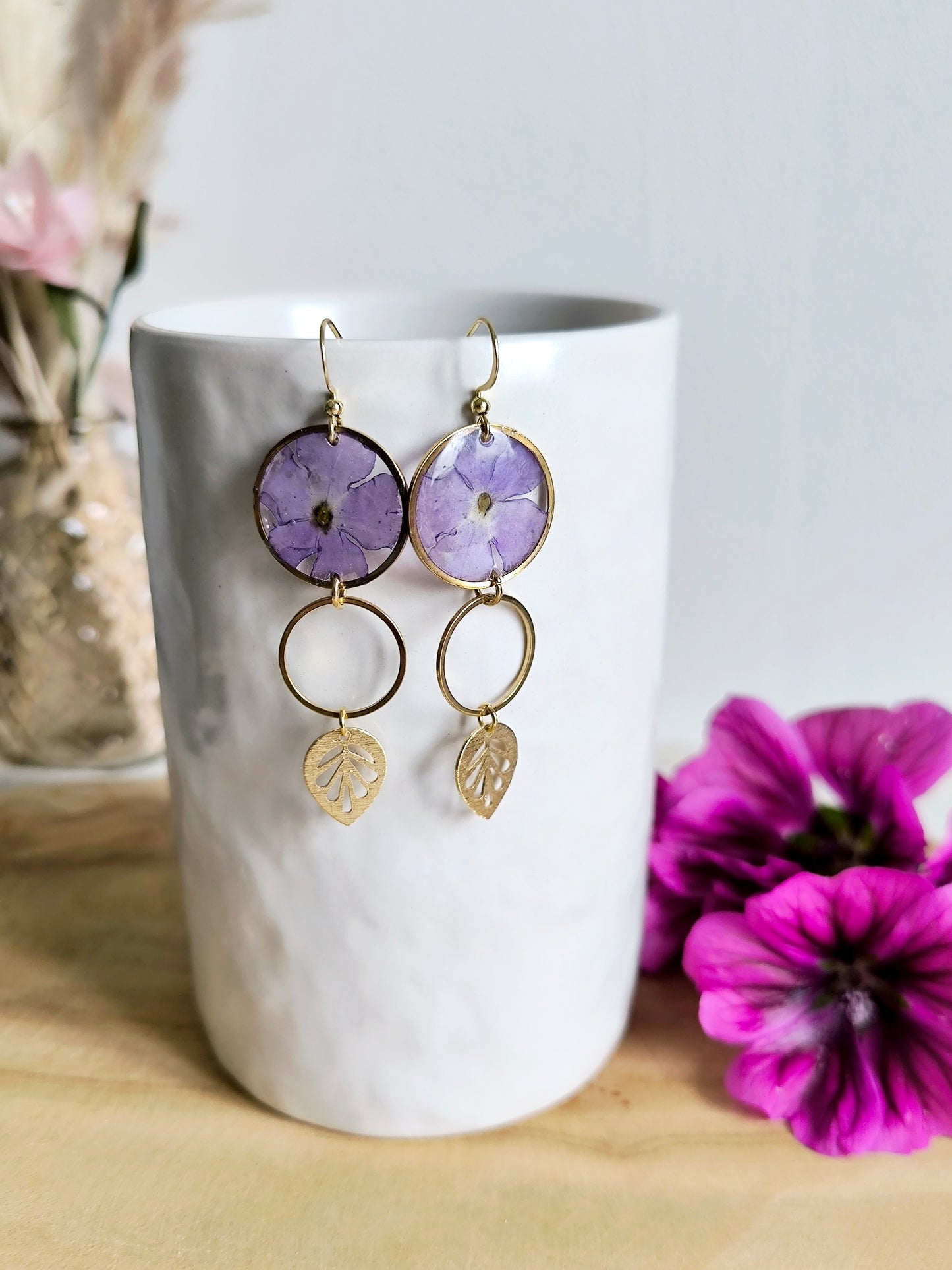 Boucles d'oreilles rondes : Bulle fleurie violette