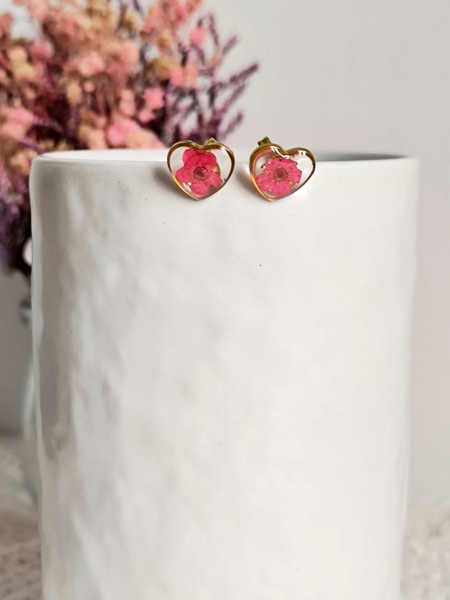 Boucles d'oreilles puces  : Cœur rouge