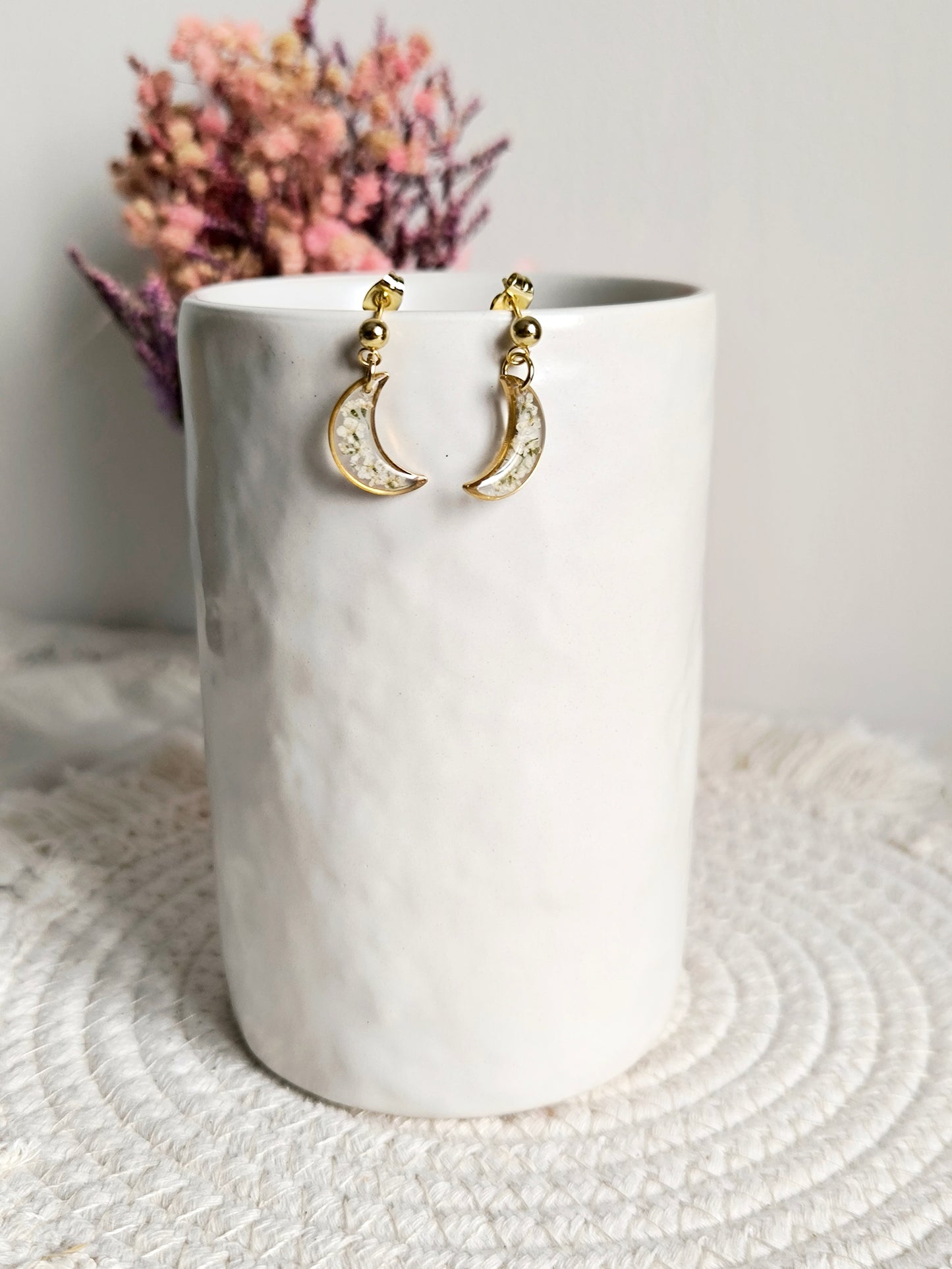 Boucles d'oreilles lune : fleur de carotte