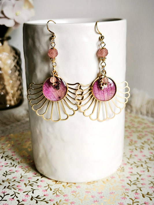 Boucles d'oreilles Orchidée et quartz fraise - Bijoux floral bohème chic en acier doré - Bleucalyptus