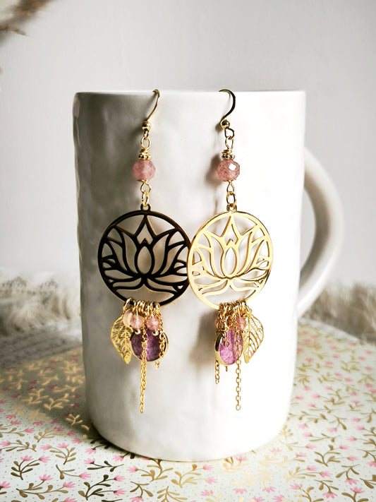 Boucles d'oreilles Lotus Orchidée et quartz fraise - Bijoux floral bohème chic en acier doré - Bleucalyptus
