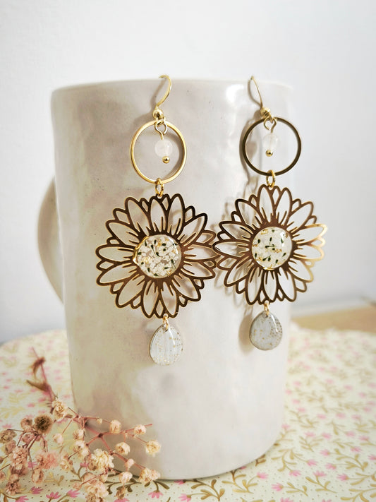 Boucles d'oreilles - L'Éveil des Ombrelles - fleurs blanches
