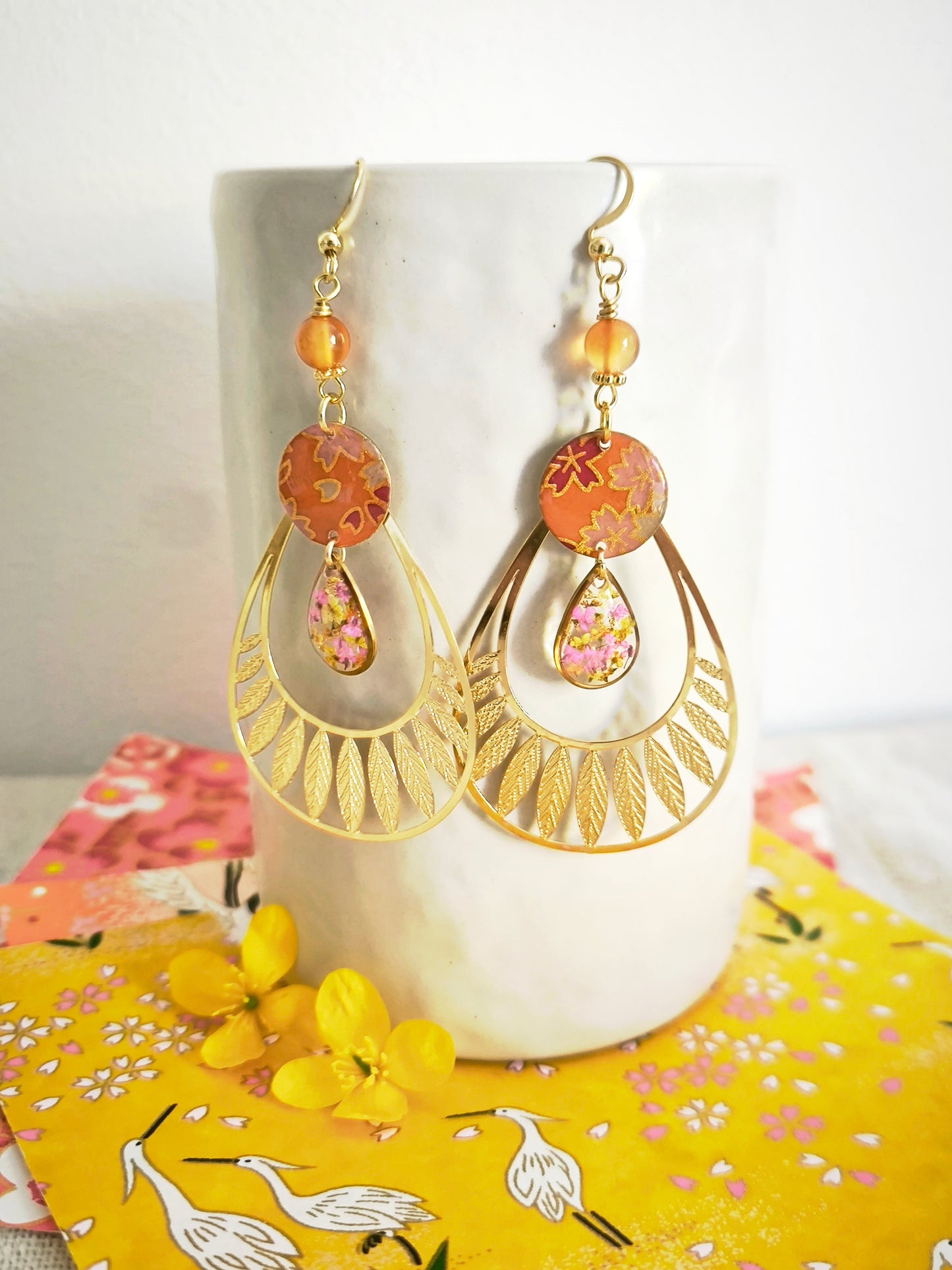 Boucles d’oreilles florales – Crépuscule japonais & cornaline