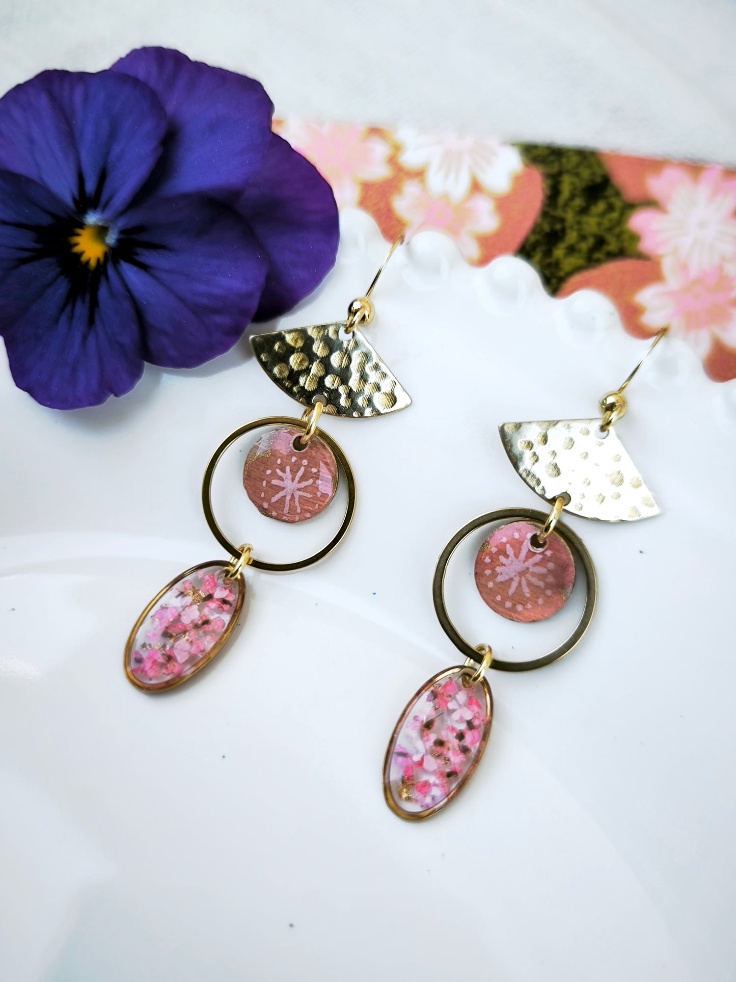 Boucles d’oreilles Cerisier rose - fleurs naturelles – Fleur de carotte &acier doré