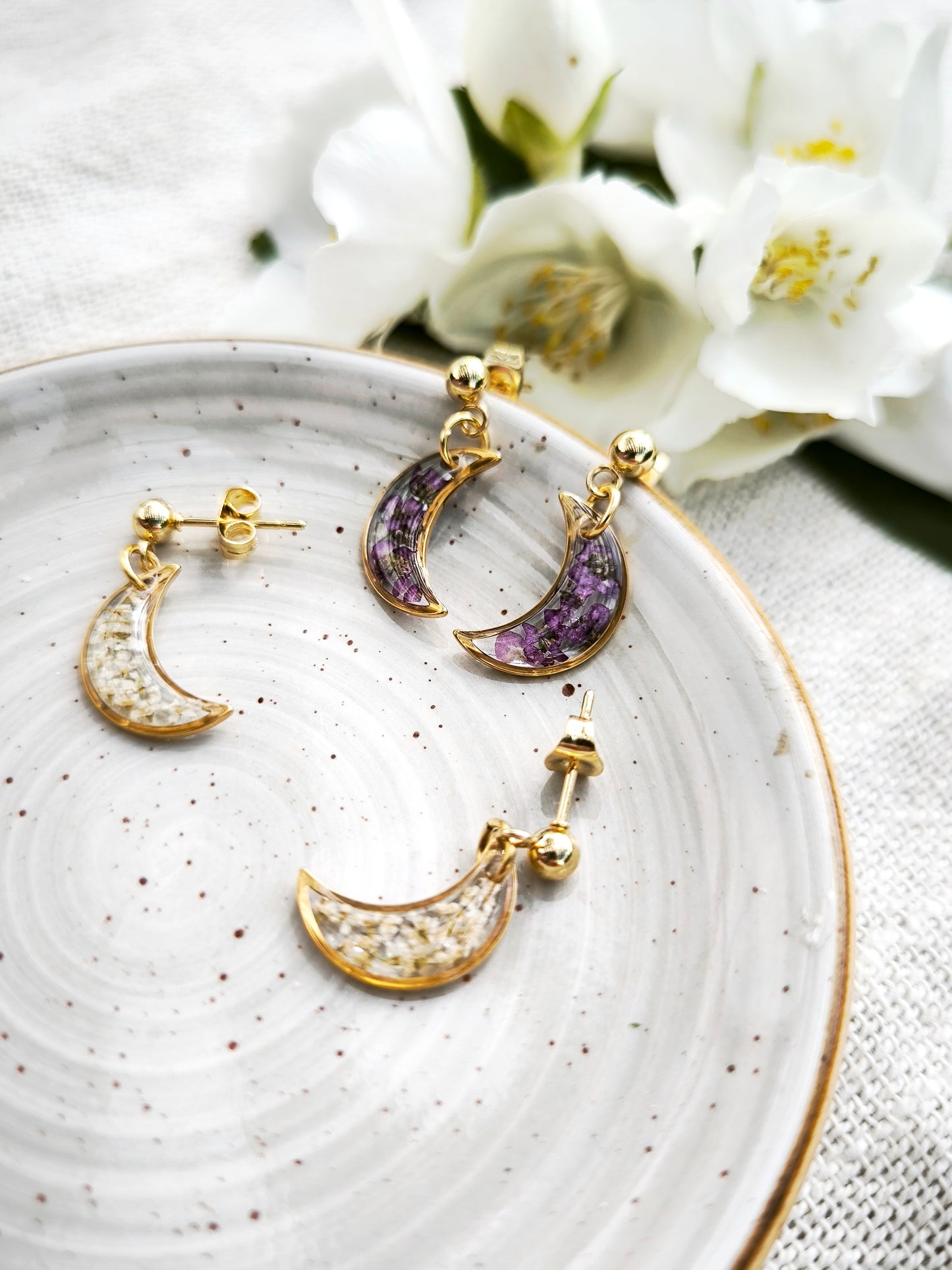 Mini Boucles d’oreilles fleuries - lune -  acier doré - divers coloris